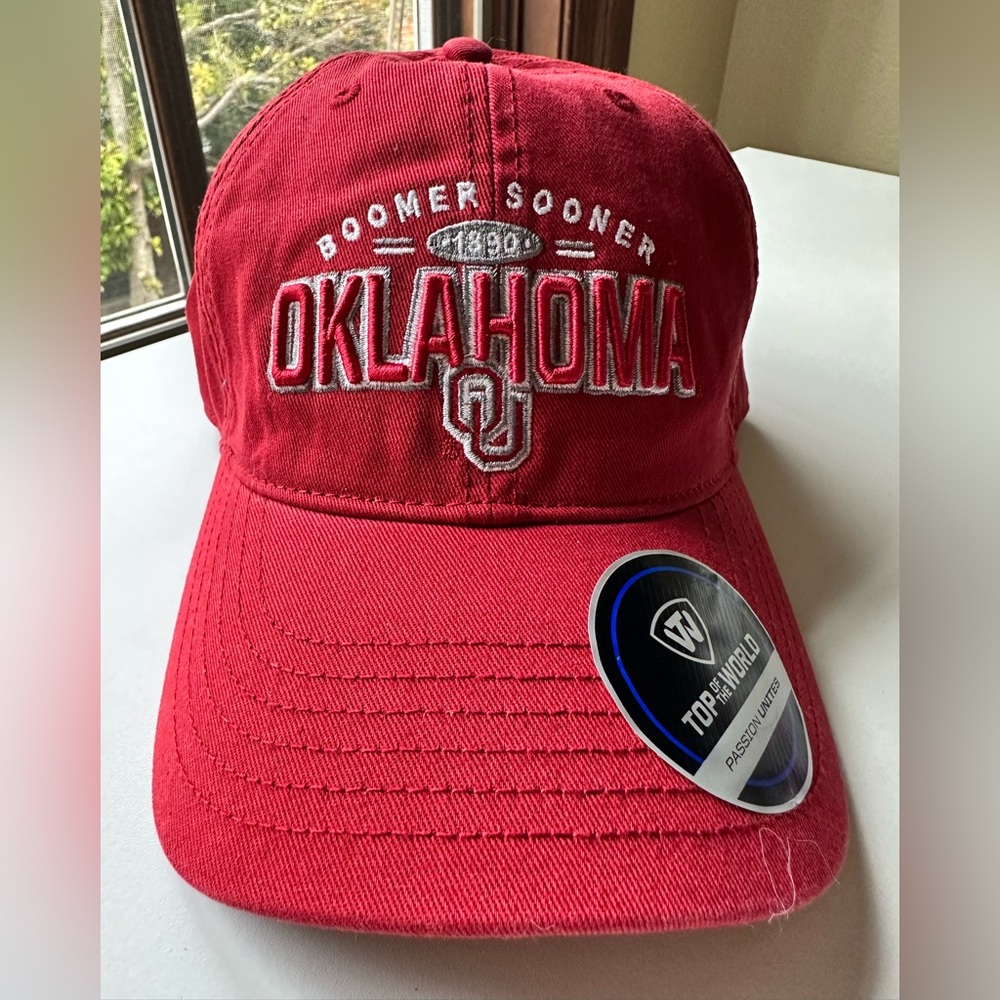 Top of The World Oklahoma Sooners Hat